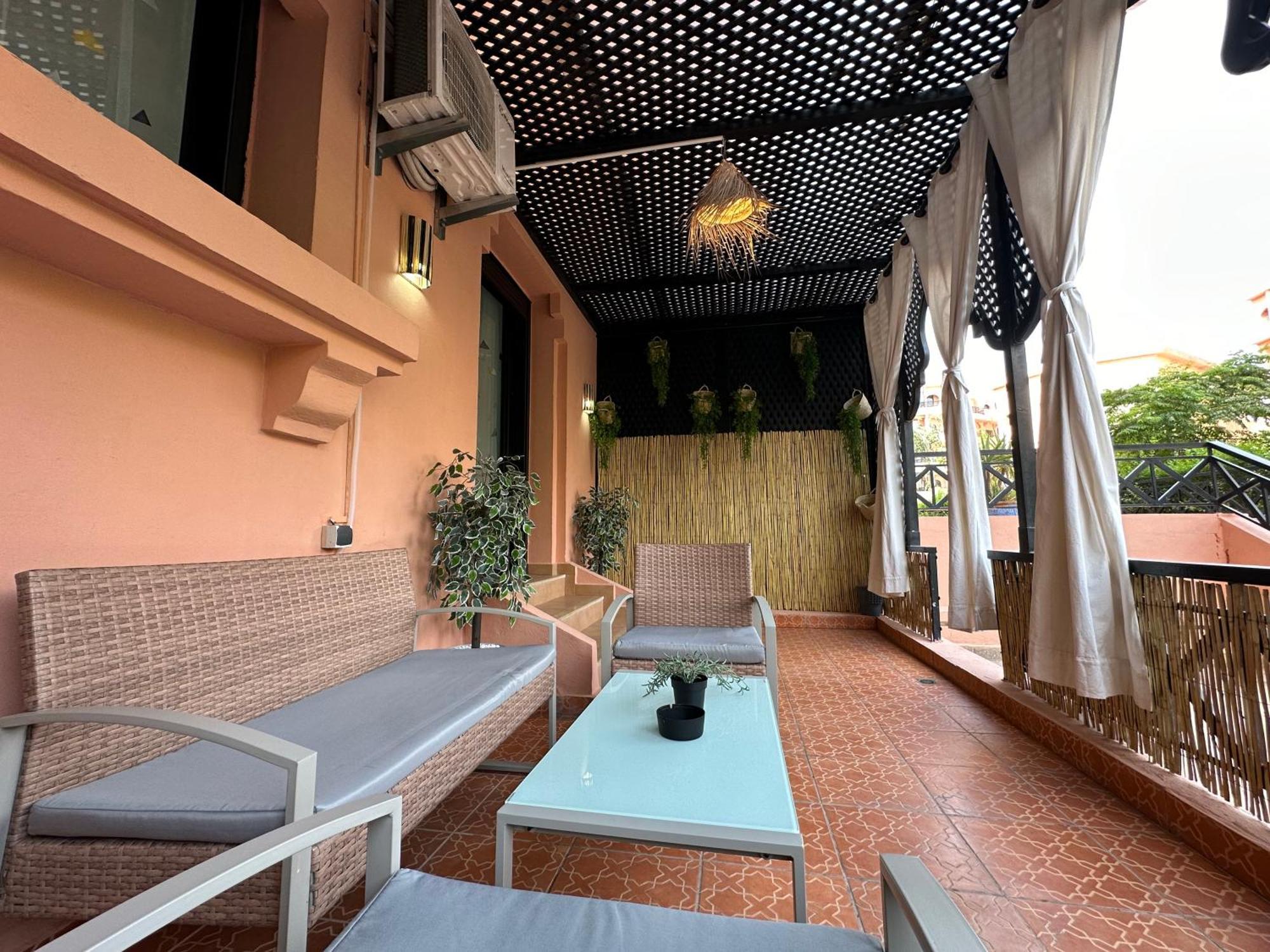 Oasis De Detente Avec Terrasse Et Vue Sur Piscine Marrakesh Exterior foto